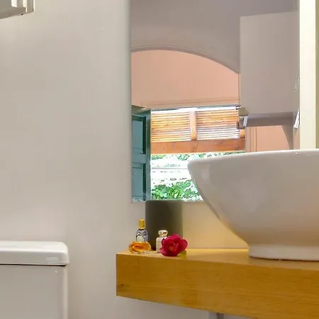 펜션 Minimalist Cozy House