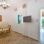 Minimalist Cozy House *
