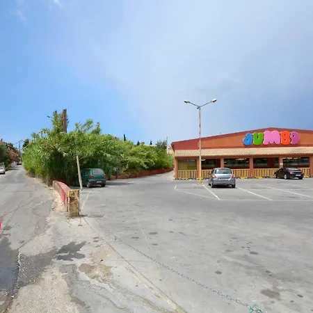 Minimalist Cozy House